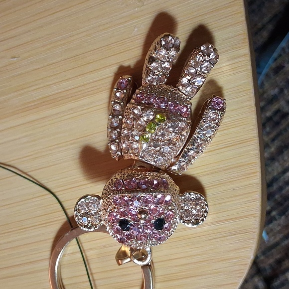 Source Unknown Accessories - Blingy Keychain Articulated Monkey